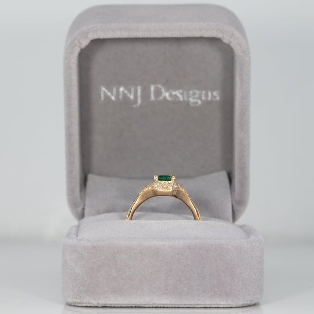 Colombian Emerald Ring With Natural Diamond Accents: Solid 14k Gold, 5.2x4.7mm, Size 6.75 For Sale - Image 4 of 9