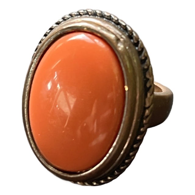 Vintage 1970 Coral Cocktail Ring, Size 7.25 For Sale