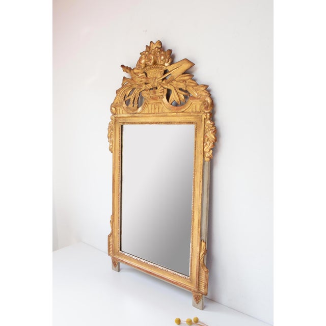 Antique French Louis XVI Style Mirror in Gilded Wood, 1890s For Sale - Image 3 of 9
