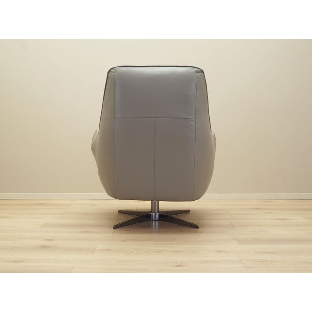 1990s Vintage Italian Leather Swivel Chair from Natuzzi, 1990s For Sale - Image 5 of 18