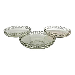 Vintage Art Glass Plates, 1970s, Set of 3 For Sale