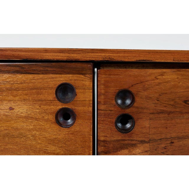 Jorge Zalszupin Rosewood Mid-Century Credenza for L'Atelier, Brazil, 1960s For Sale In Los Angeles - Image 6 of 10