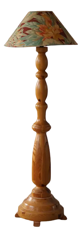 Mid-Century Scandinavian Sculptural Floor Lamp in Solid Pine, 1970s