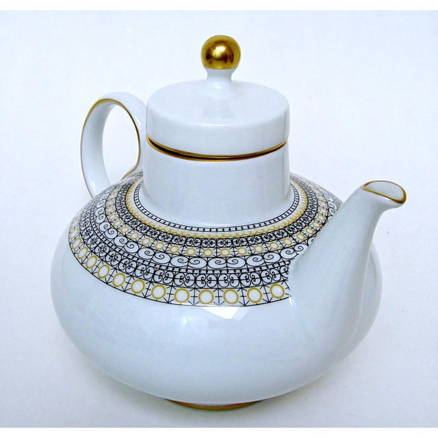 Contemporary Argentinian Porcelain Teapot For Sale - Image 3 of 7
