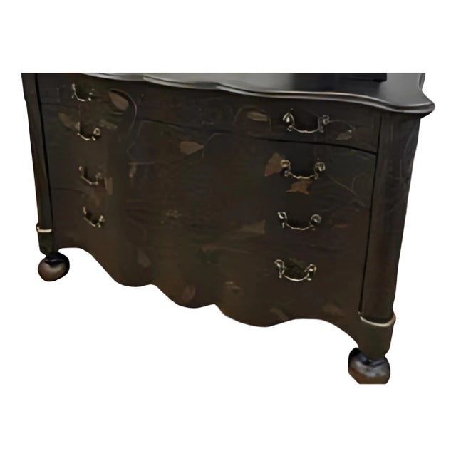 Drexel Heritage Covington Park Chest Circa 2000s - 8 Drawer For Sale