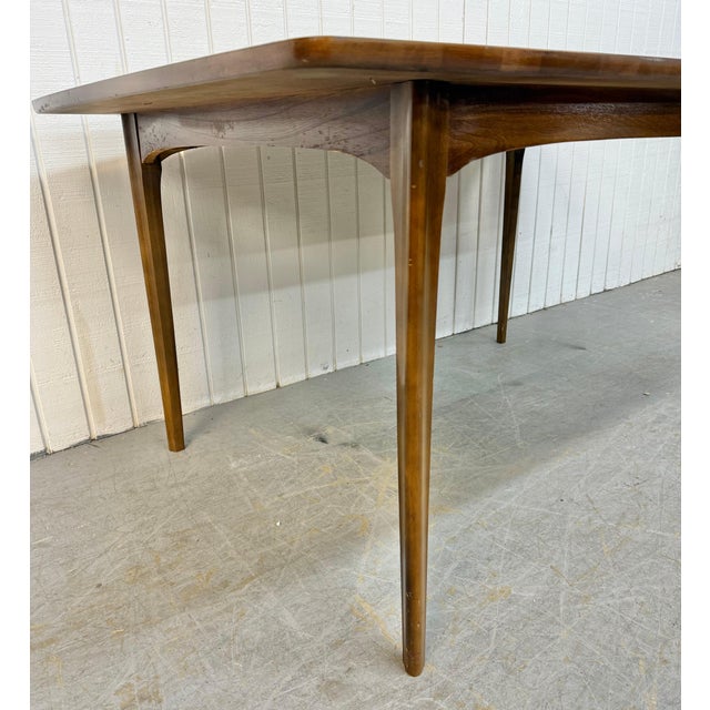 Wood Mid-Century Modern Walnut Dining Table For Sale - Image 7 of 8