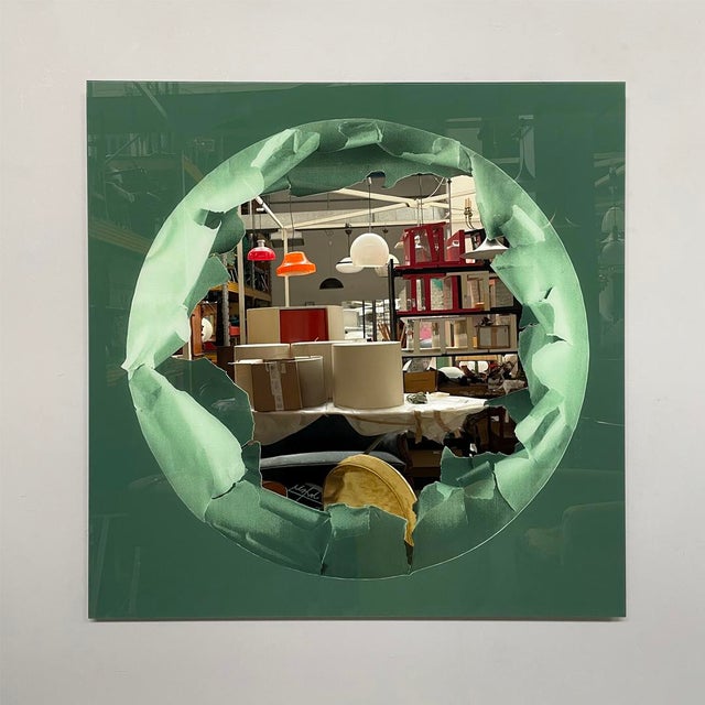 Italian modern wall mirror by Ugo Nespolo for Rimadesio, 1980s Silk-screened and mirrored glass wall mirror with a large...