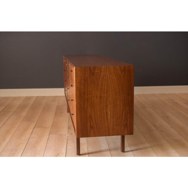 Mid Century Modern Walnut 12-Drawer Dresser by Jack Cartright for Founders Co. For Sale In Monterey, CA - Image 6 of 18