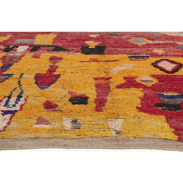 Berber Tribes of Morocco Contemporary Boujad Moroccan Rug, 09'11 X 12'09 For Sale - Image 4 of 10