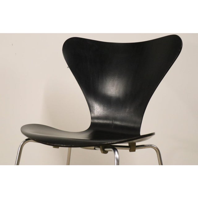 Black Series 7 Chair by Arne Jacobsen for Fritz Hansen, 1950s For Sale - Image 8 of 18
