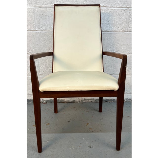 Dillingham Mid 20th Century Merton Gershun for Dillingham "Esprit" Mid-Century Walnut Dining Chairs For Sale - Image 4 of 13