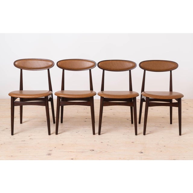 Brown Mid-Century Modern Round Dining Table and No. 125B Chairs by Fredrik A. Kayser, 1960s, Set of 5 For Sale - Image 8 of 18