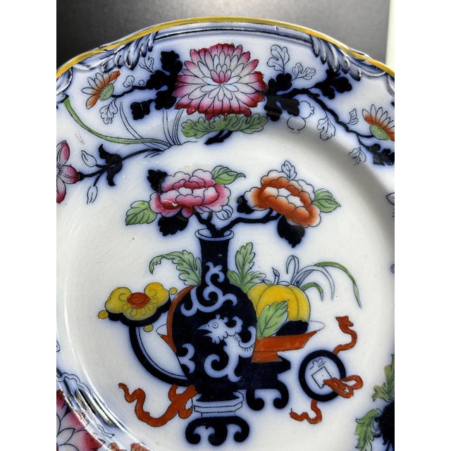 Antique English Porcelain Noma Plates with Hand-Painted Decor from Ridgway, 1850s, Set of 2 For Sale - Image 3 of 10