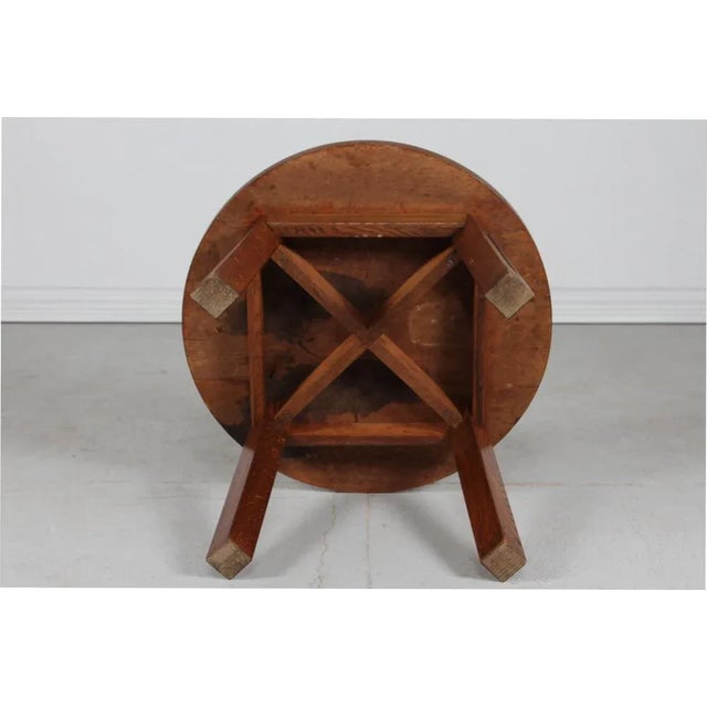 Mid-Century Danish Brutalist Round Coffee Table in Oak, 1950 For Sale - Image 11 of 12