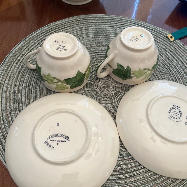 1950s Mid Century Modern "I Love Lucy" Franciscan Ivy Teapot and 2 Cups and Saucers For Sale In Houston - Image 6 of 7