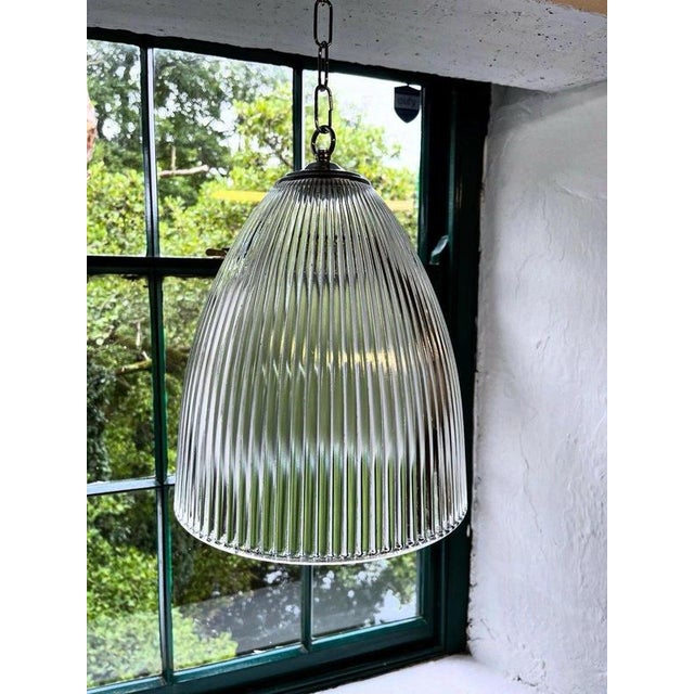 2000 - 2009 Mid-Century Prismatic Glass Snowdrop Pendant Light For Sale - Image 5 of 9