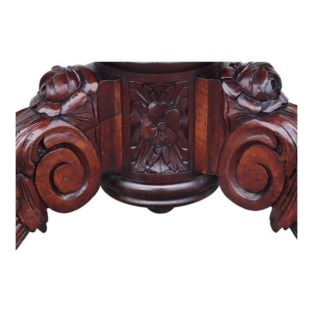 19th C American Federal Mahogany Center Table Heavily Carved Refurbished For Sale - Image 12 of 18