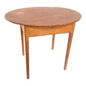 19th Century Rustic Americana Painted Pine Oval Top Tavern Table