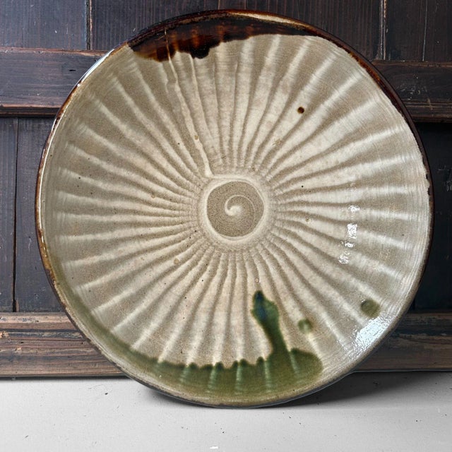 Mid-Century Modern Japanese Ceramic Plate, 1970 For Sale - Image 3 of 17