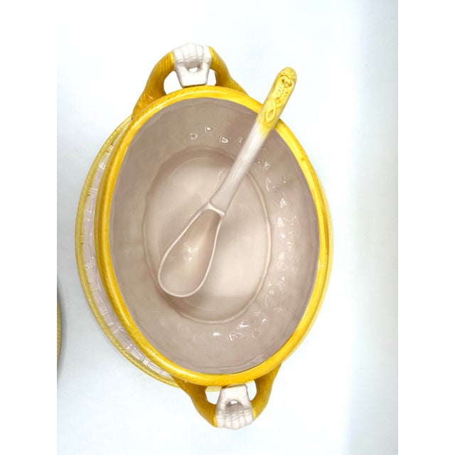 Vintage 1980s Robert Nemith Majolica Style Basketweave Lemon & Lime Topiary Soup Tureen Centerpiece For Sale - Image 9 of 12