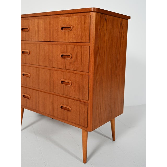 Tan Scandinavian Teak Chest of Drawers, 1950s-1960s For Sale - Image 8 of 11