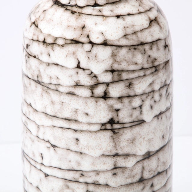 Mid-Century Modernist White and Earth Toned Horizontally Striated Ceramic Vase For Sale - Image 9 of 11