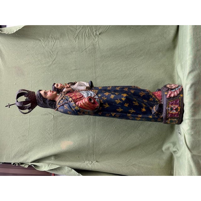 Virgin and Child in Polychrome Wood For Sale - Image 9 of 15