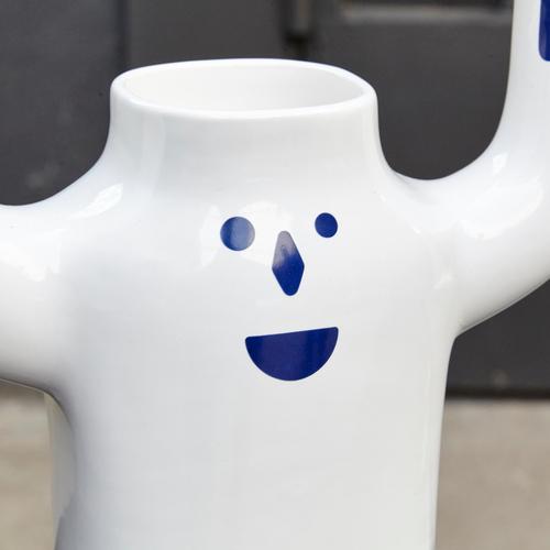 Not Yet Made - Made To Order Small White Glazed Happy Susto Vase from Jaime Hayon For Sale - Image 5 of 8