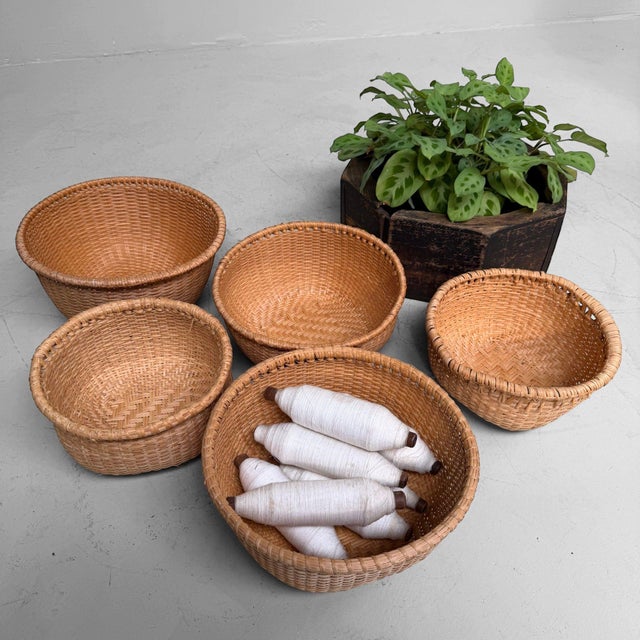 Vintage Japanese Bamboo Baskets, 1980s, Set of 5 For Sale - Image 11 of 12