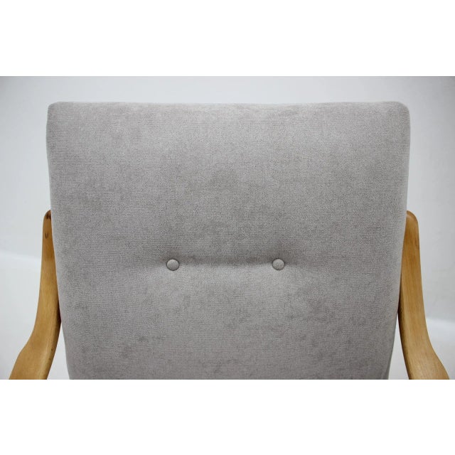 Beige Set of Armchairs by Jaroslav Smidek for Ton, 1960s For Sale - Image 8 of 9
