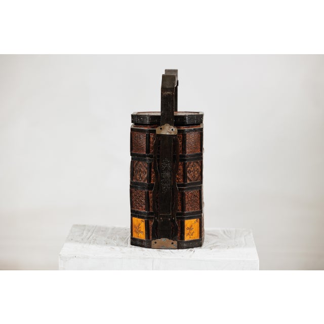 Brown Mid 20th Century Chinese Hexagonal Four-Tier Woven Bamboo Basket with Carved Handle For Sale - Image 8 of 18