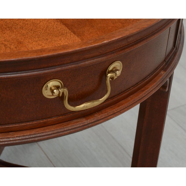 Brown Baker Furniture Chinese Chippendale Fretwork Carved Mahogany Tea Lamp Table For Sale - Image 8 of 13
