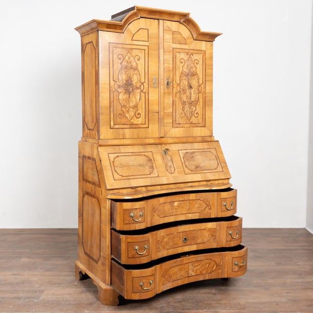 Baroque 18th Century German Baroque Inlaid Marquetry Secretary Bureau For Sale - Image 3 of 16