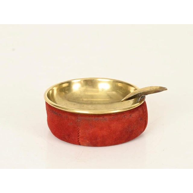 Mid-Century Italian Brass and Red Suede Ashtray, 1950s For Sale - Image 4 of 11