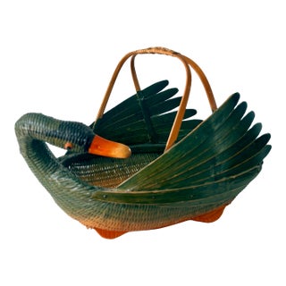 Vintage Chinese Green Folk Art Swan Hand-Woven Wicker Basket With Bamboo Handle For Sale