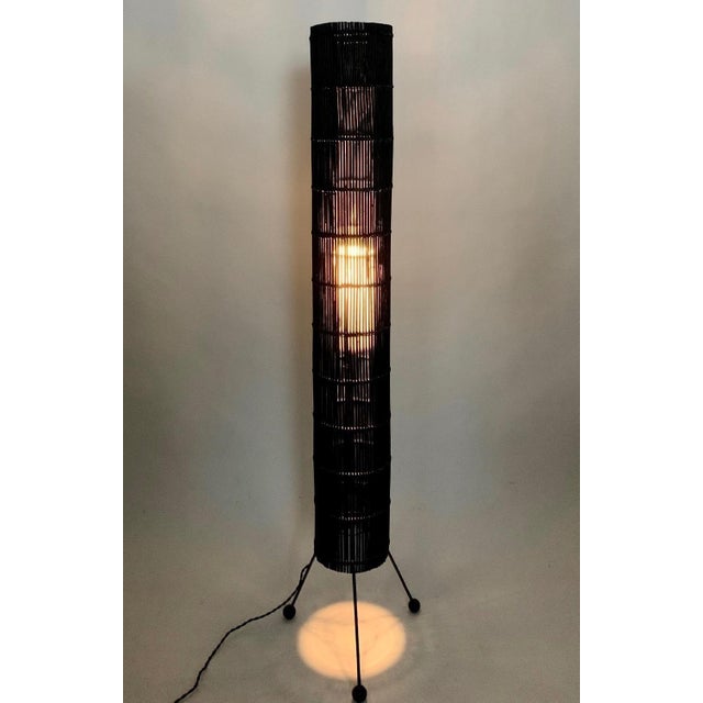 Mid-Century Modern Tony Paul Style California Modern Black Wicker Cylinder Floor Lamp, 1950s For Sale - Image 3 of 10