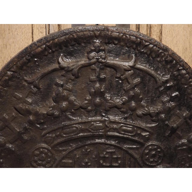 Early 19th Century Early 1800s Heraldic Cast Iron Fireback From France For Sale - Image 5 of 12