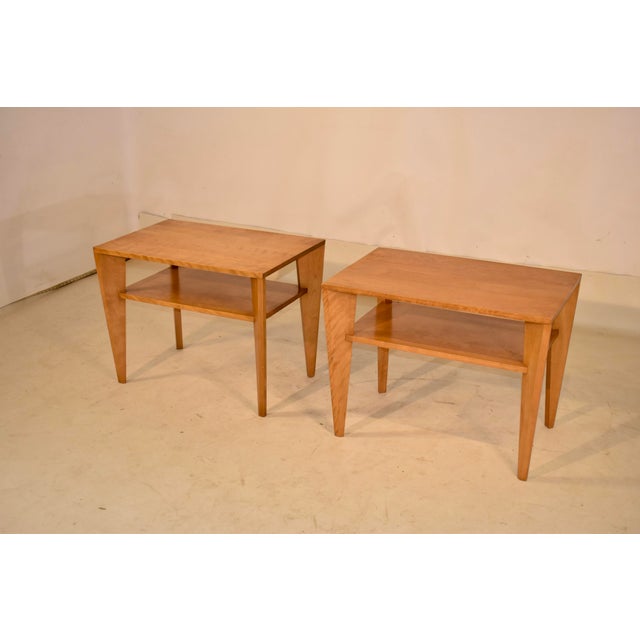 Mid-Century Modern Pair of Conant-Ball Side Tables by Russel Wright For Sale - Image 3 of 7