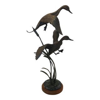 1990s Geoffrey Smith Life Size Pintail Pair Bronze Sculpture Flying Ducks For Sale