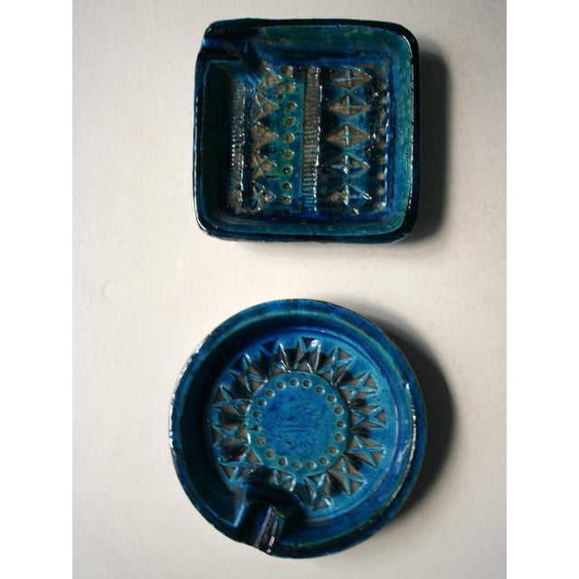 Mid-Century Modern Rimini Blue Series Ashtrays by Aldo Londi for Bitossi, 1970s, Set of 2 For Sale - Image 3 of 7