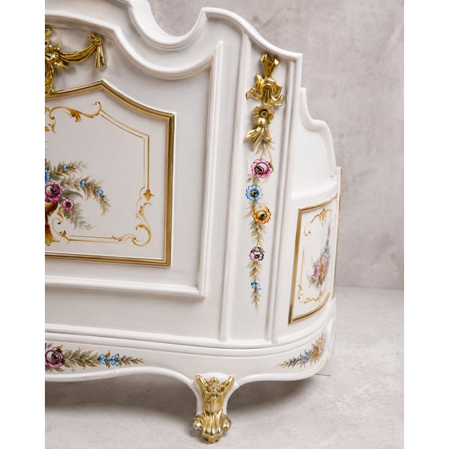 1950 French Louis XVI White Gold Wood Twin Bedframes - Pair For Sale - Image 6 of 14