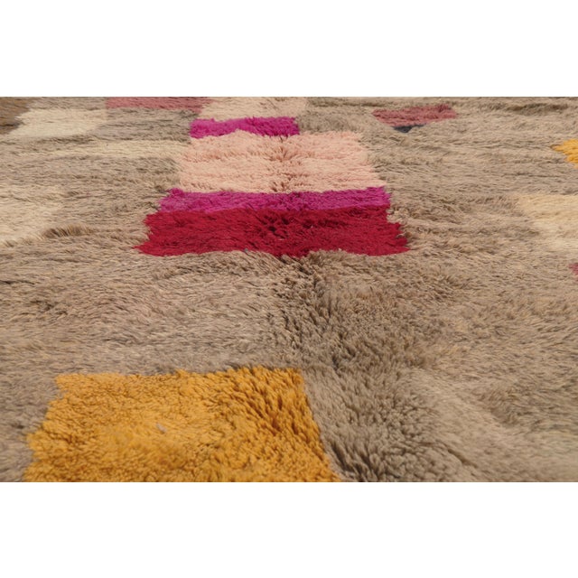 Early 21st Century Contemporary Beni Mrirt Moroccan Rug, 09'03 X 11'07 For Sale - Image 5 of 10