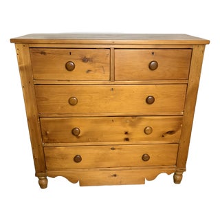 Late 19th Century Canadian Pine Chest of Drawers For Sale