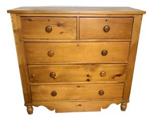 Late 19th Century Canadian Pine Chest of Drawers