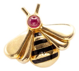 Example of Cartier Brooches