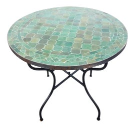 Example of Outdoor Tables Sale