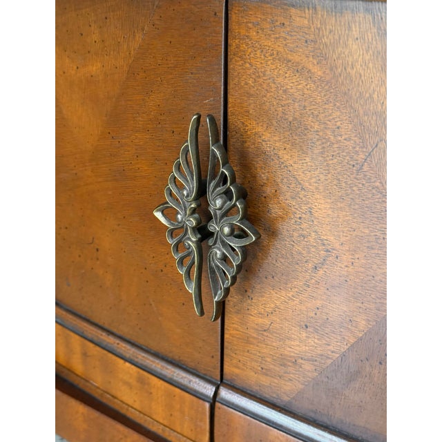 Gordon’s Inc.classic Neoclassical Fine Furniture French Empire Style Nightstands - A Pair For Sale - Image 10 of 11