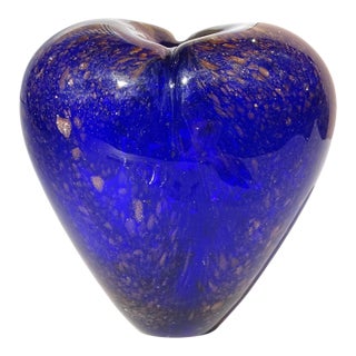 Studio Heart Shape Flower Vase Art Glass Sapphire Blue With Glittery Copper Aventurine Flecks For Sale