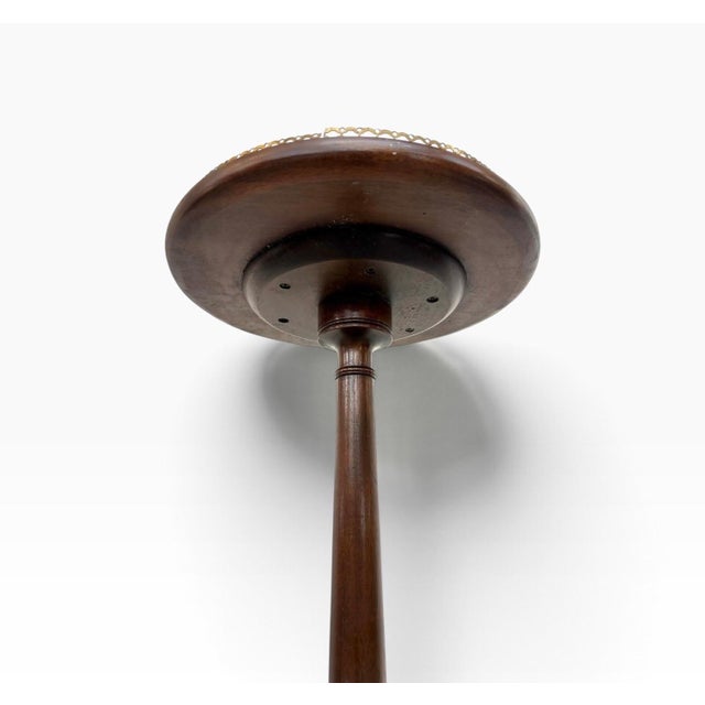 Henkel Harris Vintage Henkel Harris Mahogany Queen Anne Pedestal For Sale - Image 4 of 7