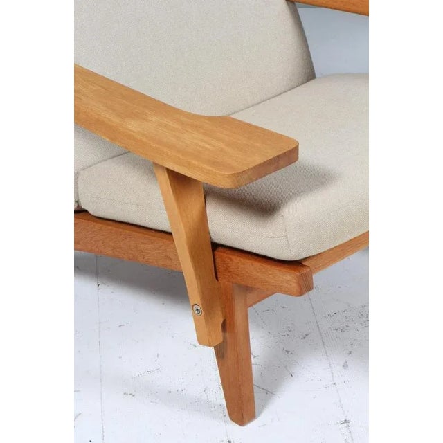 1960s Lounge Chair by Hans J. Wegner for Getama, 1960s For Sale - Image 5 of 9
